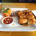 Crispy Chicken Spring Rolls (4)